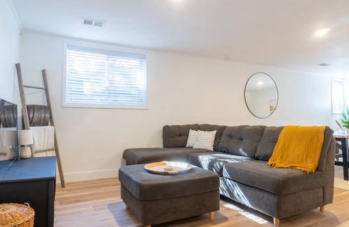 Littleton Apartment | Modern 2br 1ba Private Suite