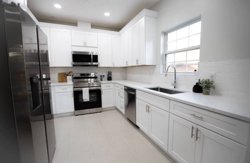 Boiling Springs House | MODERN 3br - Sleeps 8 - Eagle Pointe Home