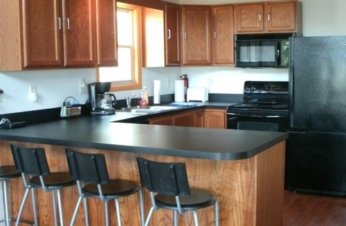 Berkeley Springs House | Modern and Peaceful Home with Amazing Mountain Views!