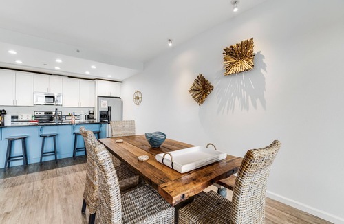 Rockaway Beach House | Modern Condo on the Beach with Spectacular Views
