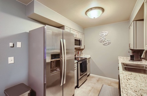 Arvada House | Modern home 4BR/2BAW/Arcade, Ping-Pong&Foosball. Close to Denver and Boulder.
