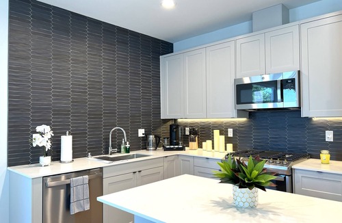 Fairmount Park House | Modern Home in Heart of West SEA (safer area), near Downtown, Beach, Hwy Access