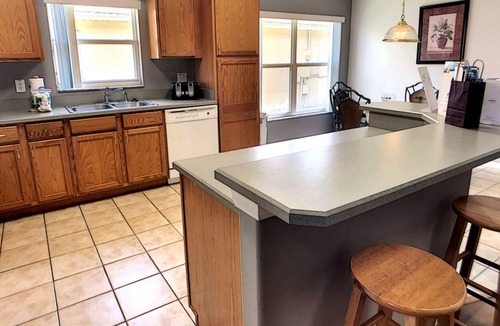Windsor Palms House | Modern Pool Home, 3 Master Suites, Lake View & Games Rm Disney 3 Miles