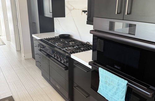 Seal Beach House | Modern Seal Beach Retreat Walk to Pier Relax & Explore OC Attractions