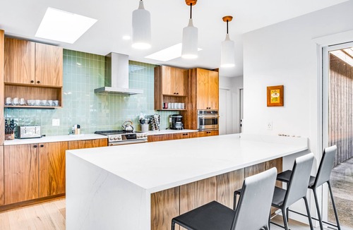 Lopez Island House | Modern Waterfront Home w/Free WiFi, a Full Kitchen, & a Bay View