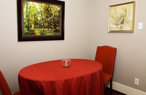 Montrose Apartment | Montrose / River Oaks Apartment 2