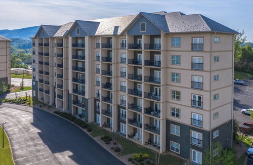 Pigeon Forge Condo | Mountain View Resort
