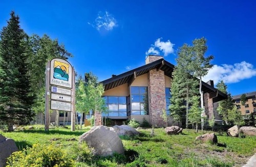 Brian Head Apartment | Mountainside Studio w/WiFi, Resort Pool and Steam Room