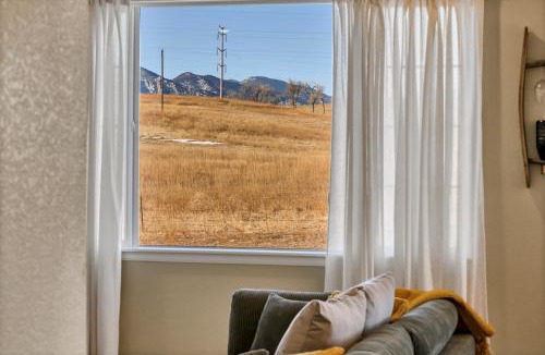 Superior House | Mtn View Oasis: 5bd - Movie/Game - Golden Tee