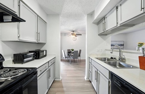 Windsor Park Apartment | Mueller Flats 1223 I Spacious 2 Bed 2 Bath
