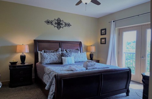 Pigeon Forge Apartment | MVC - Unit 5405 - The WilderNest