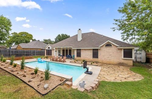 North Richland Hills Villa | My Extraordinary Villa & Pool