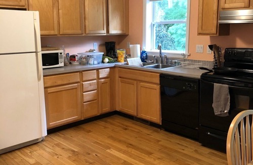 Narragansett Pier House | Narraganett 4BR, Pier Neighborhood, Walk 2 Amenities, Dog-friendly, dead-end st.
