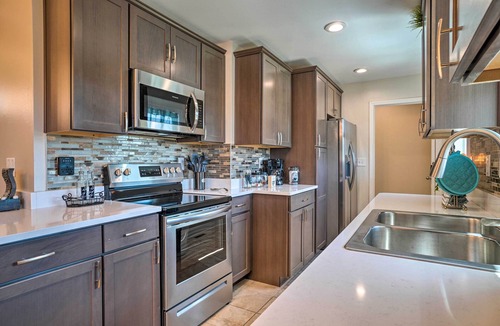 Barclay Drive House | Nashville Home w/Seasonal Pool < 5 Mi to Dtwn!