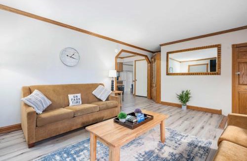 Acton House | Near Downtown Modern Interior - Chapel Hill Charm