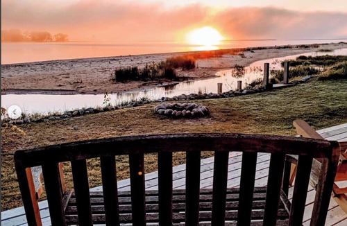Grand Marais House | Need a latitude adjustment? Come spend some time at our cozy house on the bay.
