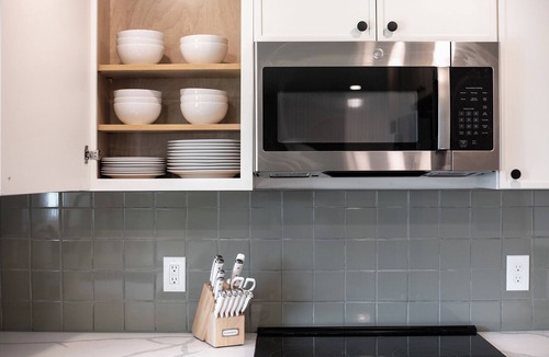 South Westminster House | New! Active Retreat- Peloton, Rowing & Yoga Space
