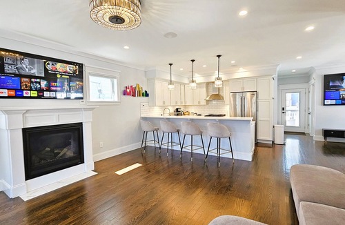 Boston House | New Built XL Modern House Near Tenean Beach,UMass Boston,Highway. With EVCharger