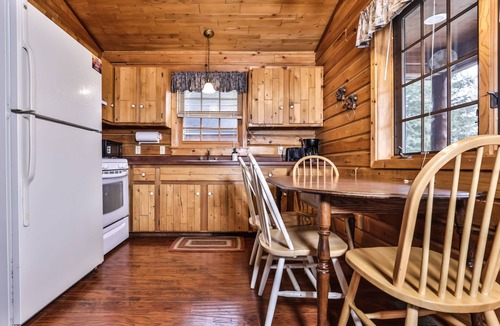 Watersmeet Cabin | NEW! Charming cabin on Cisco Chain of Lakes