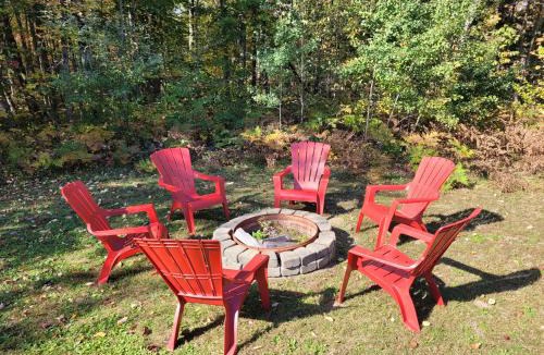 Thompsonville House | New! Crystal Dreams - Lovely Chalet At Crystal Mt