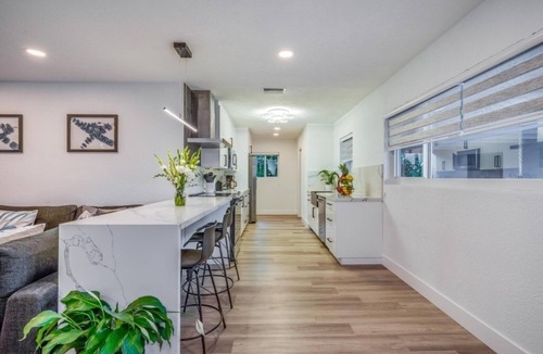 Croissant Park House | NEW! Fox Private Resort- Near Downtown & Beach