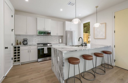 Blackshear-Prospect Hill House | New Home on the East Side: Close to Downtown!