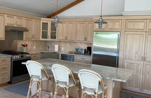 Montauk House | NEW LISTING - Newly Renovated Beach Home - Short Walk to Beach and Town