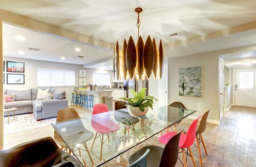 Las Vegas House | NEW! MID CENTURY LUXURY- AWARD WINNER- GAME ROOM/POOL 1ml to STRIP VIRTUAL TOUR