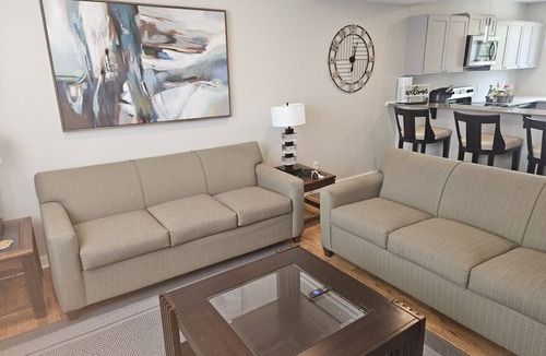 Maryville Apartment | New Modern 2 BR in Excellent Location (201)