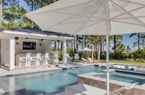 Sea Pines House | NEW Oceanfront estate, Sleeps16, Accepting Reservations now