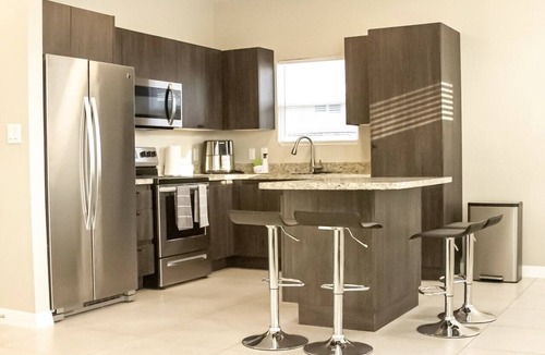 Edinburg Apartment | New Stylish 3BD/2B Apartment in Gated Community!!!
