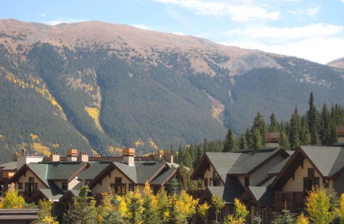 Copper Mountain Village Condo | New Upscale Condo. Mountain Views. Near New Lift & Ski School.