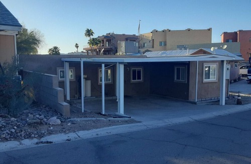 Yuma House | NEW! Water Front River House With Private Dock.