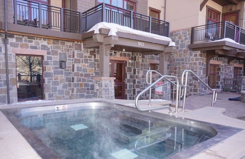 Snowmass Village Condo | Newer Base Village (Hayden Lodge) 2 bedroom condo with Valley Views! (203057)