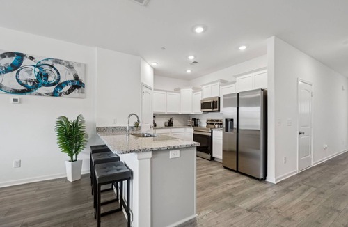Spring Hill House | Newly built Charming 3-bedroom townhome with amenities Spring Hill