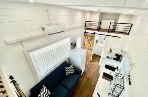 Lake Oconee House | Newly listed Tiny Home! 5 mins from Lake Oconee!n