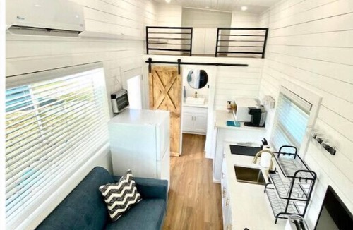 Lake Oconee House | Newly listed Tiny Home! 5 mins from Lake Oconee!n