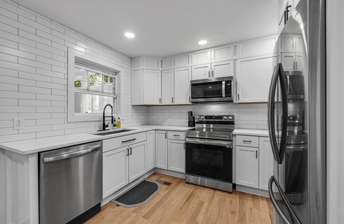 Bellevue House | Newly Remodeled - 4 bedroom Single Family w/ fully fenced in yard