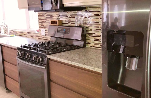 Hunter House | Newly Renovated 5 Bedroom Home with Gorgeous Views just minutes from Slopes