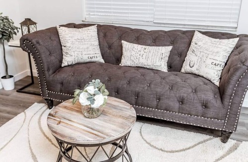 University District Apartment | Newly Renovated(D) OSU/Central ❤Near EVERYTHING!
