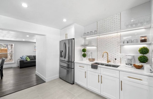 Alta Vista Area House | Newly Renovated Mid-Mod Home near Olde Town Arvada