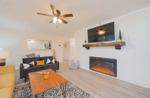 Central Newport News House | Next to CNU New Listing with Beautiful Finishes