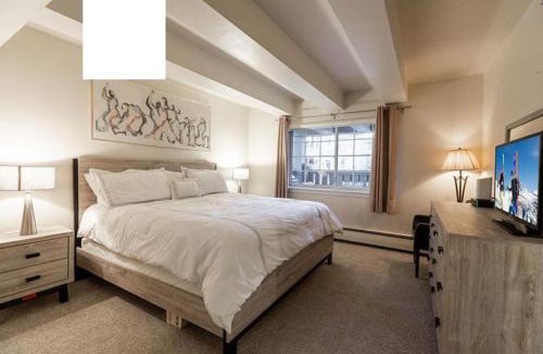 Vail Apartment | Nine Vail Road Easy Access to Gondola