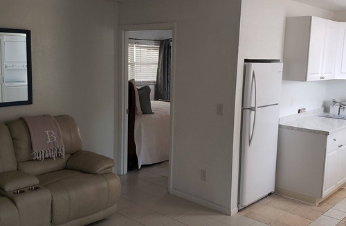 Ocala Apartment | No additional fees expect a small one for pets. Minutes from downtown Ocala.