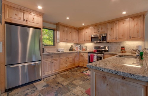 Lake Forest House | North Shore #8 By Tahoe Getaways with Private Beach, Pool and Pickleball!