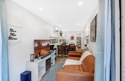 Davie Villa | Oasis Container Home