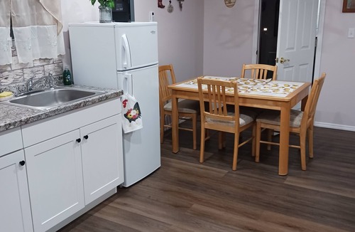 Reddick Apartment | Ocala-Reddick Studio Apartment on gated horse farm - Pets welcome