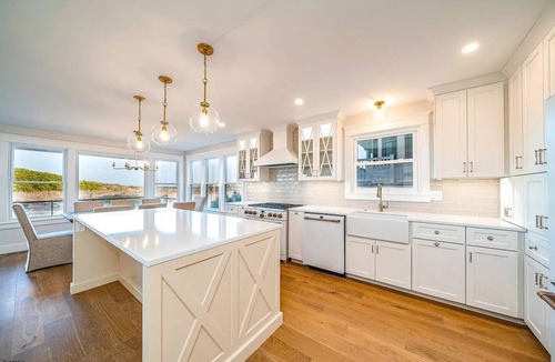 Gold Coast Condo | Ocean Dunes - exclusive ocean front setting with direct access to beach