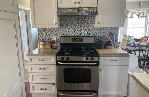 Minot House | Ocean Front! 2 minute walk to beach!