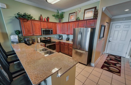 Long Beach Condo | OCEAN FRONT! FREE BEACH CHAIRS INCLUDED - AMAZING 5 STAR OCEAN FRONT CONDO